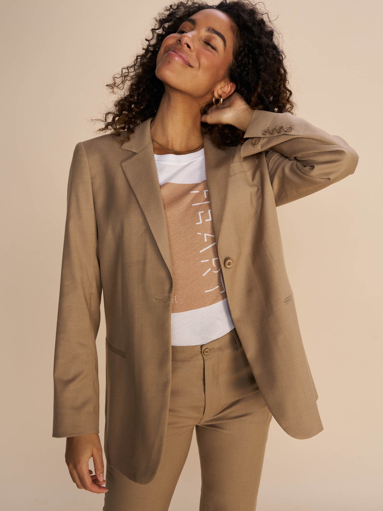 Modelshot / Cinnamon Swirl / Detail